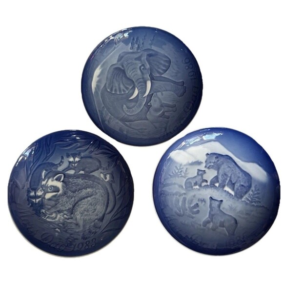 B&G Copenhagen Porcelain Collector Plates-Set of 3-Mors Dag 1978, 1979 & 1983 - Picture 1 of 10